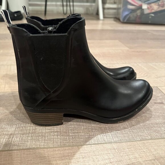 LUCKY BRAND WOMENS SIZE 7 BLACK RUBBER BOOTS - Picture 1 of 8